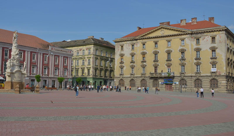 Српска знамења широм града